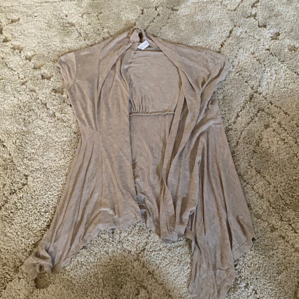 Short sleeve cardigan